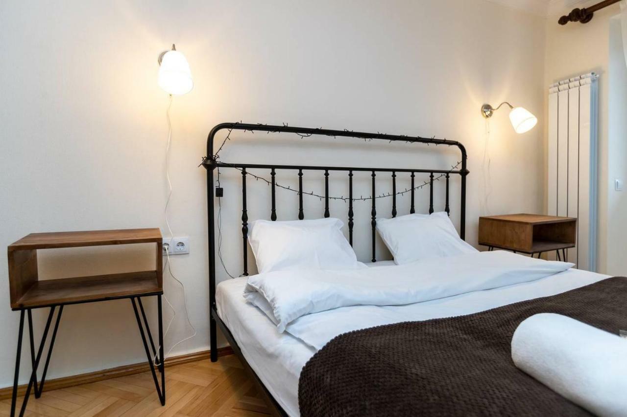 Wehost Cosy Apartment Tbilisi Exterior photo